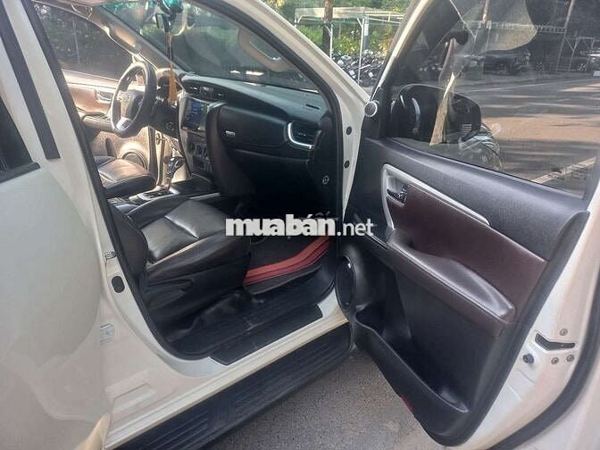 Toyota Fortuner 2020 Trắng Tự động 7 chỗ