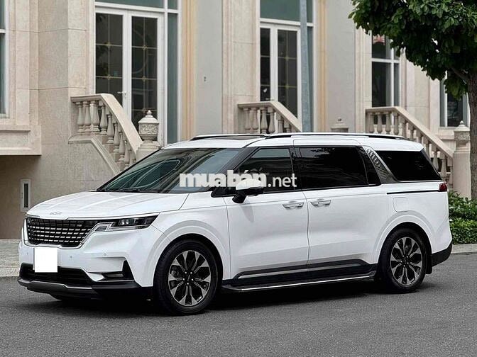 KIA Carnival Signature 2.2D 2022 Trắng
