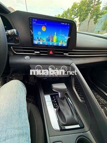 Hyundai Elantra 2022 Số tự động Đỏ