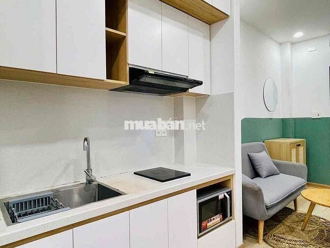 Toà căn hộ 4 tầng 9PN có bếp giá 30tr/tháng