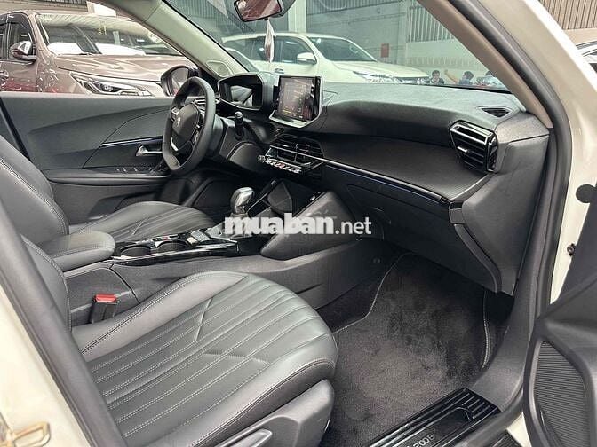 Peugeot 2008 GTline 2021 Trắng 55.000km