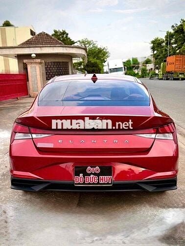 Hyundai Elantra 2022 Số tự động Đỏ