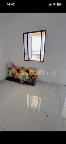 Cho thuê nhà hẻm xe hơi gần mặt tiền Hoàng Hoa Thám ngay chợ Cây Quéo