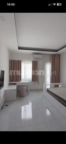 Cho thuê nhà hẻm xe hơi gần mặt tiền Hoàng Hoa Thám ngay chợ Cây Quéo