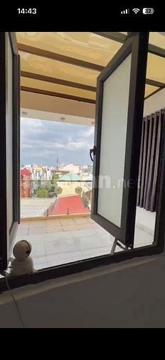 Cho thuê nhà hẻm xe hơi gần mặt tiền Hoàng Hoa Thám ngay chợ Cây Quéo