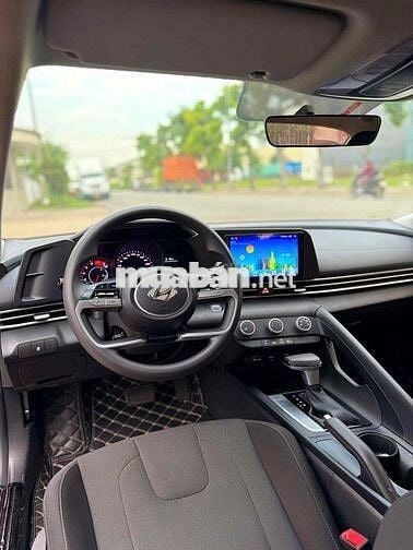 Hyundai Elantra 2022 Số tự động Đỏ