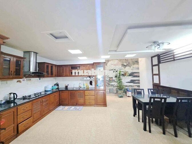 CHO THUÊ NHÀ NGUYÊN CĂN 4PN KHÉP KÍN VIEW BIỂN PHẠM VĂN ĐỒNG