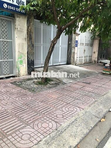 Nhà mặt tiền đường lớn. Dễ kinh doanh . Khu Binh Phu q6.