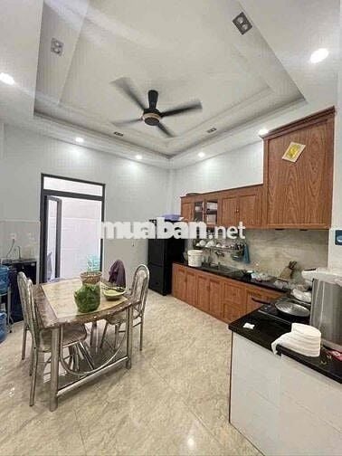 Hẻm 6m Thông GÒ DẦU, 2 Tấm, 4 x 18m, 3 Phòng Ngủ, 3 wc