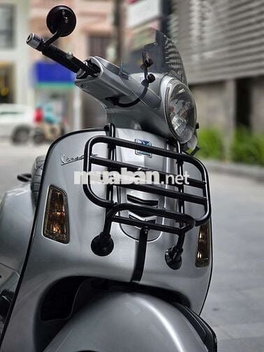Vespa GTS 125 3vie 2015 Bạc pọt chơ