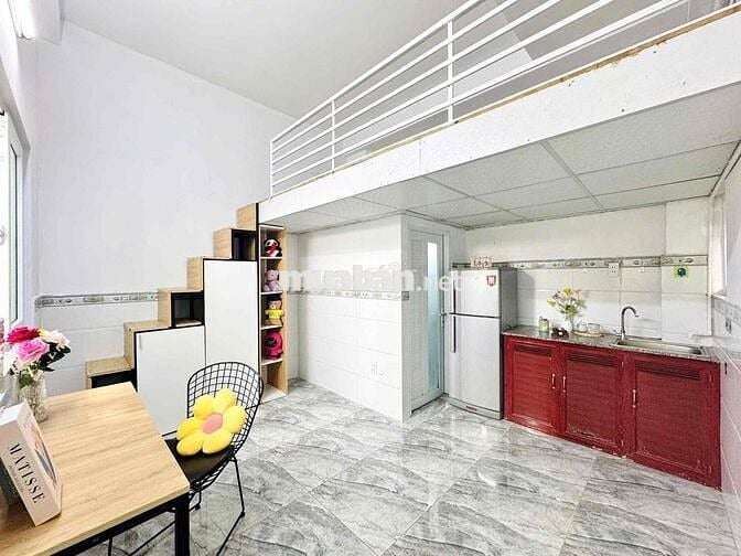 CHỈ 4TR – STUDIO FULL NỘI THẤT CÓ BAN CÔNG | GẦN ETOWN – SÂN BAY T3