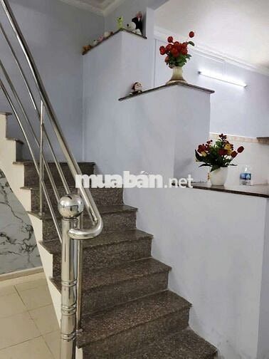 Nhà cho thuê chính chủ nguyên căn 625/3 Trần Xuân Soạn 