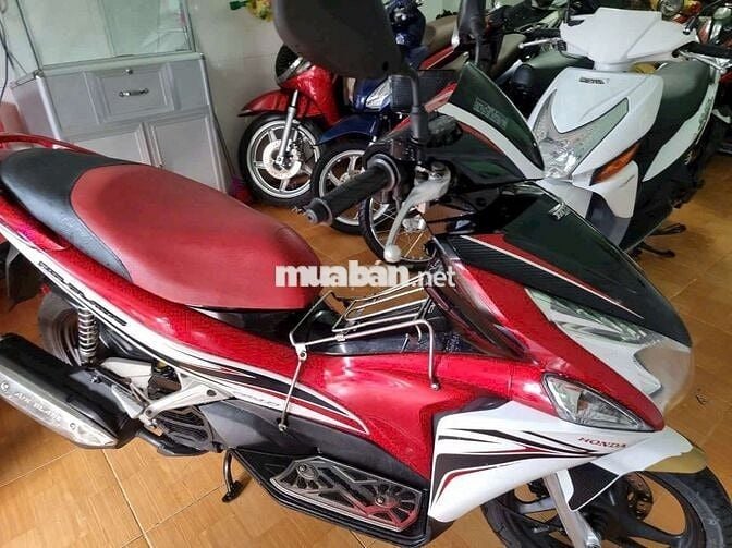 Honda Air Blade Premium Sport Edition Đỏ trắng đen