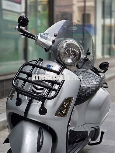 Vespa GTS 125 3vie 2015 Bạc pọt chơ