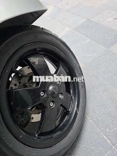 Vespa GTS 125 3vie 2015 Bạc pọt chơ