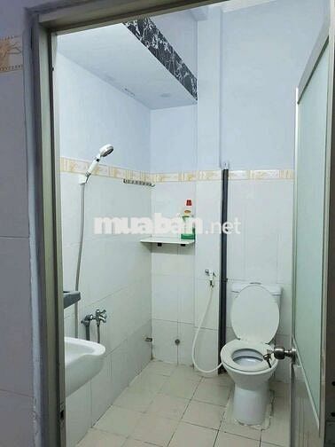 Nhà cho thuê chính chủ nguyên căn 625/3 Trần Xuân Soạn 