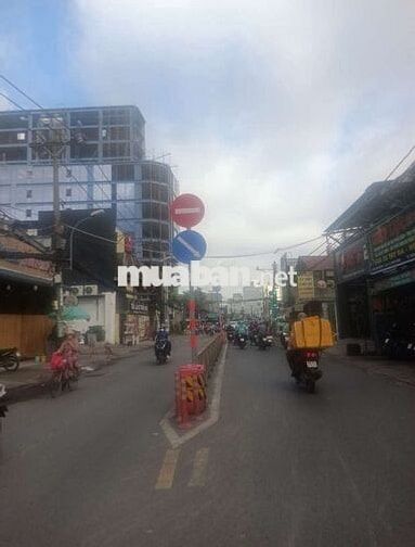Nhà bán. 2 Mặt tiền đường Ung Văn Khiêm, P. 25, Q. Bình Thạnh, tp.HCM.