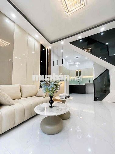 BÁN NHÀ SÁT Q7, CÁCH HẺM XE HƠI 10M. TIỆN ÍCH ĐẦY ĐỦ, DÂN CƯ AN NINH.