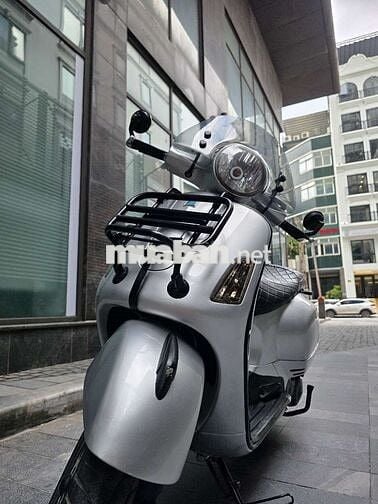 Vespa GTS 125 3vie 2015 Bạc pọt chơ