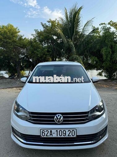 Volkswagen Polo 1.6 AT Trắng 60000 km