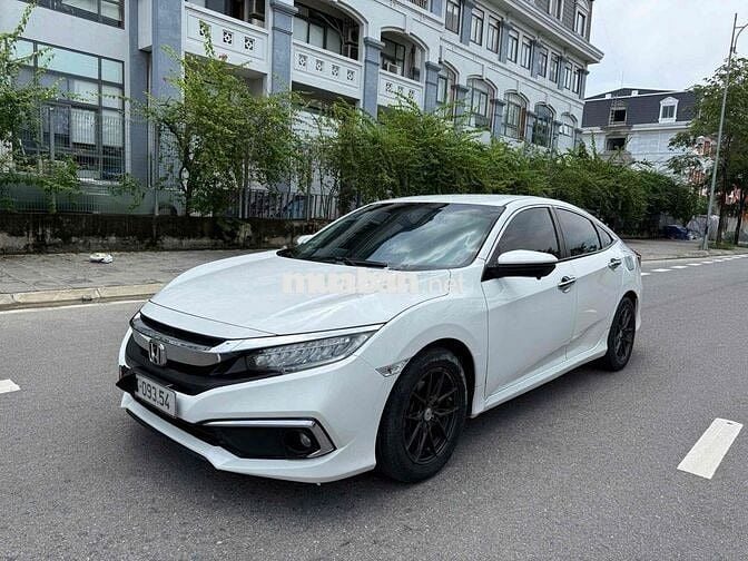 Honda Civic 2021 Trắng 5 chỗ