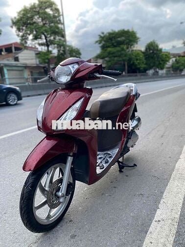 Honda Vision 2025 Cao Cấp màu Đỏ