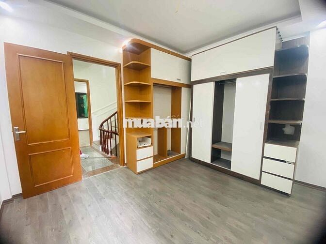 Cho thuê phòng đẹp Giá rẻ đủ nội thất Thuỵ Khuê Tây Hồ