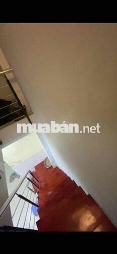 cho thuê nhà nc 1trệt 2 lầu.(3pn2wc) Nơ Trang Long p12 BT