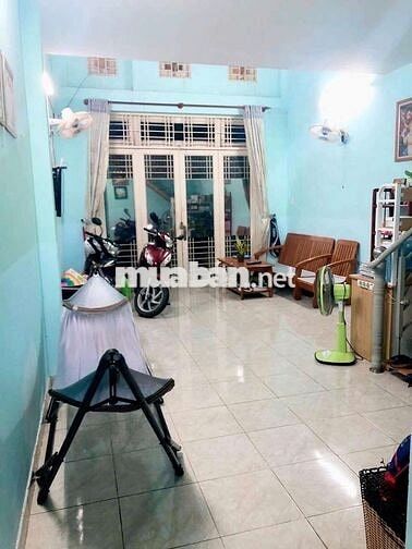 Giá Tốt! Nhà ĐẸP ,4PN 160m² Gần Công Viên, Chỉ 8,5 Triệu