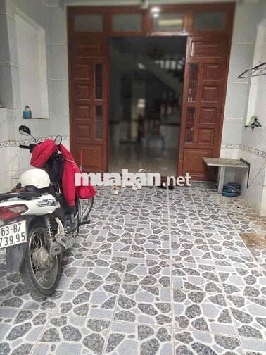 Cho thuê nhà trệt lầu sat làng đại học quốc gia thành phố Hồ Chí Minh