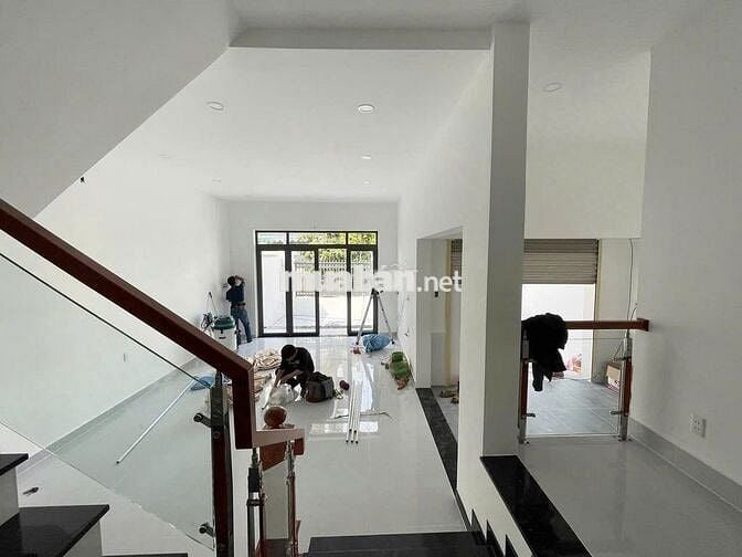 VILLA MỚI TOANH 10X20 KDC BÌNH DÂN - ĐƯỜNG B HIỆP BÌNH CHÁNH, THỦ ĐỨC