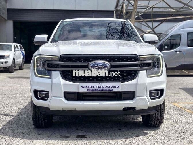 Ford Ranger XLS 1 cầu số tự động 2025 Trắng