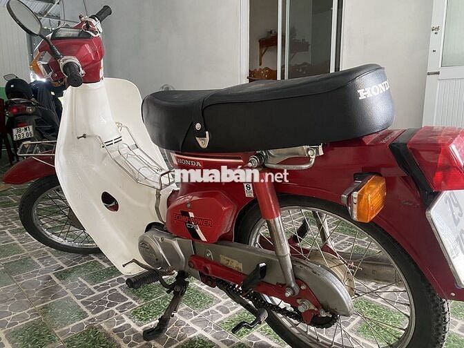 Honda Cub Đỏ trắng Cổ điển