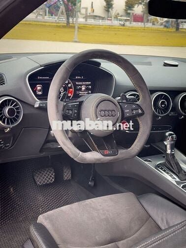 Audi TT 2016 Vàng 40000 km đã lên nhiều đồ chơi