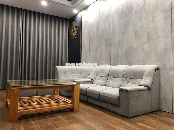 Việt Hưng - Nhà 60m2-  5 Tầng, Thang Máy. - Gara -Full Đồ - 16,5Tr