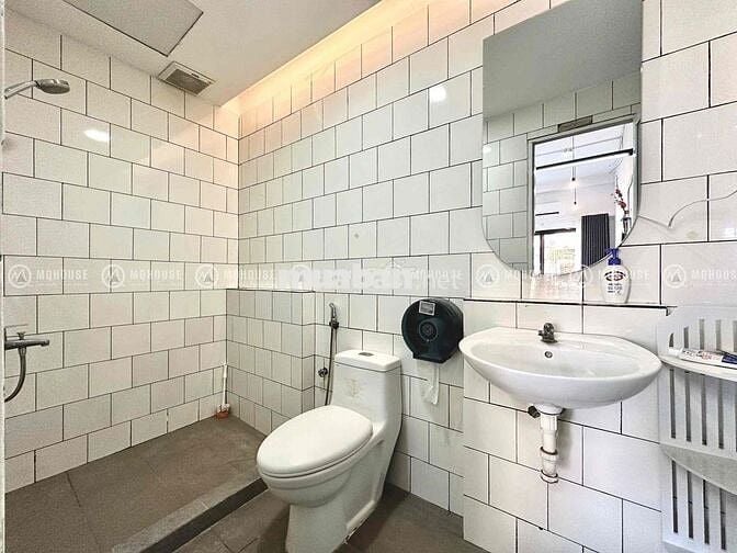 STUDIO BAN CÔNG - THIẾT KẾ HIỆN ĐẠI NGAY SAU LƯNG ETOWN - LH ZALO