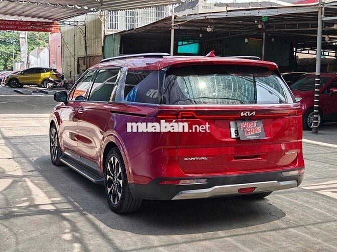 KIA Carnival Signature 2022 Đỏ 61.000 km