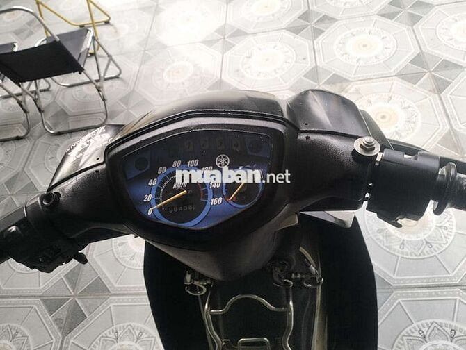 Yamaha Sirius Đen