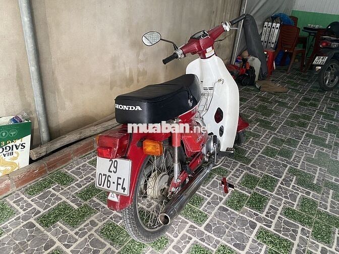 Honda Cub Đỏ trắng Cổ điển