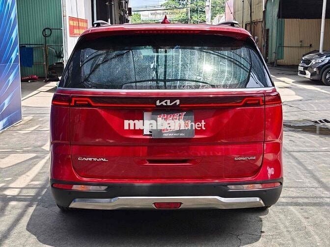 KIA Carnival Signature 2022 Đỏ 61.000 km