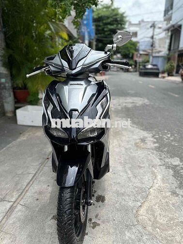Honda Air Blade 2022 xám đen max đời
