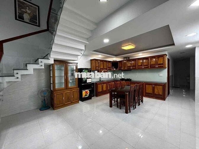 281 CHO THUÊ NHÀ 3 TẦNG 100M² – 4PN 3WC, FULL NỘI THẤT