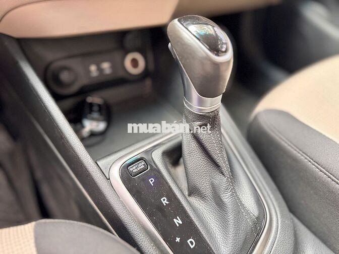 Hyundai Accent 1.4 AT 2020 Trắng Tự động