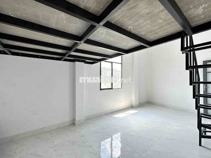 Khai trương phòng trọ - sát vách NTTU - mới xây - giảm 500k cho tsv