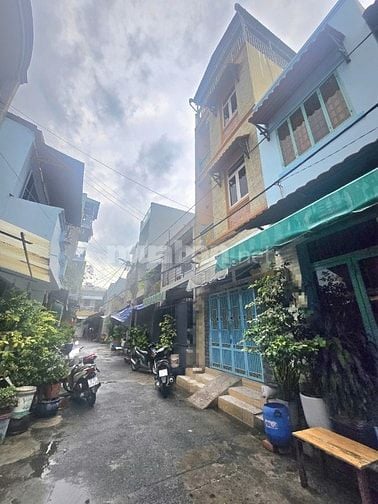 Bán nhà Hẻm 5m Tô Hiệu,Tân Phú.Dt 4x11- Đúc 3 Lầu- nhỉnh 5 TỶ