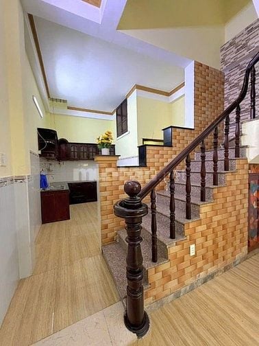 Bán nhà Hẻm 5m Tô Hiệu,Tân Phú.Dt 4x11- Đúc 3 Lầu- nhỉnh 5 TỶ