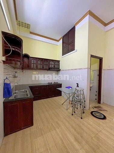 Bán nhà Hẻm 5m Tô Hiệu,Tân Phú.Dt 4x11- Đúc 3 Lầu- nhỉnh 5 TỶ