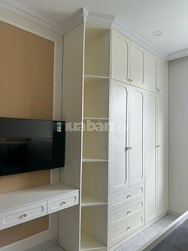 Bán toà CHDV Thảo Điền, xây mới 100%, 141.5m2, 6 tầng, 17 phòng
