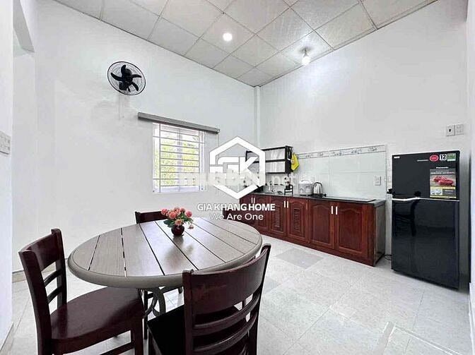 CHO THUÊ NHÀ NGUYÊN CĂN 2 PHÒNG NGỦ NỘI THẤT MỚI KHU ĐỒNG MUỐI 404 LÊ