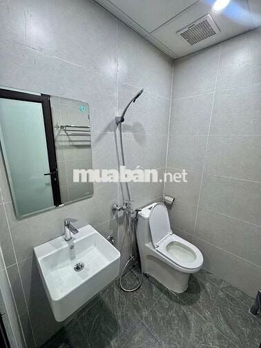 CHO THUÊ CĂN HỘ STUDIO, FULL NỘI THẤT NẰM NGAY NGUYỄN CHÁNH